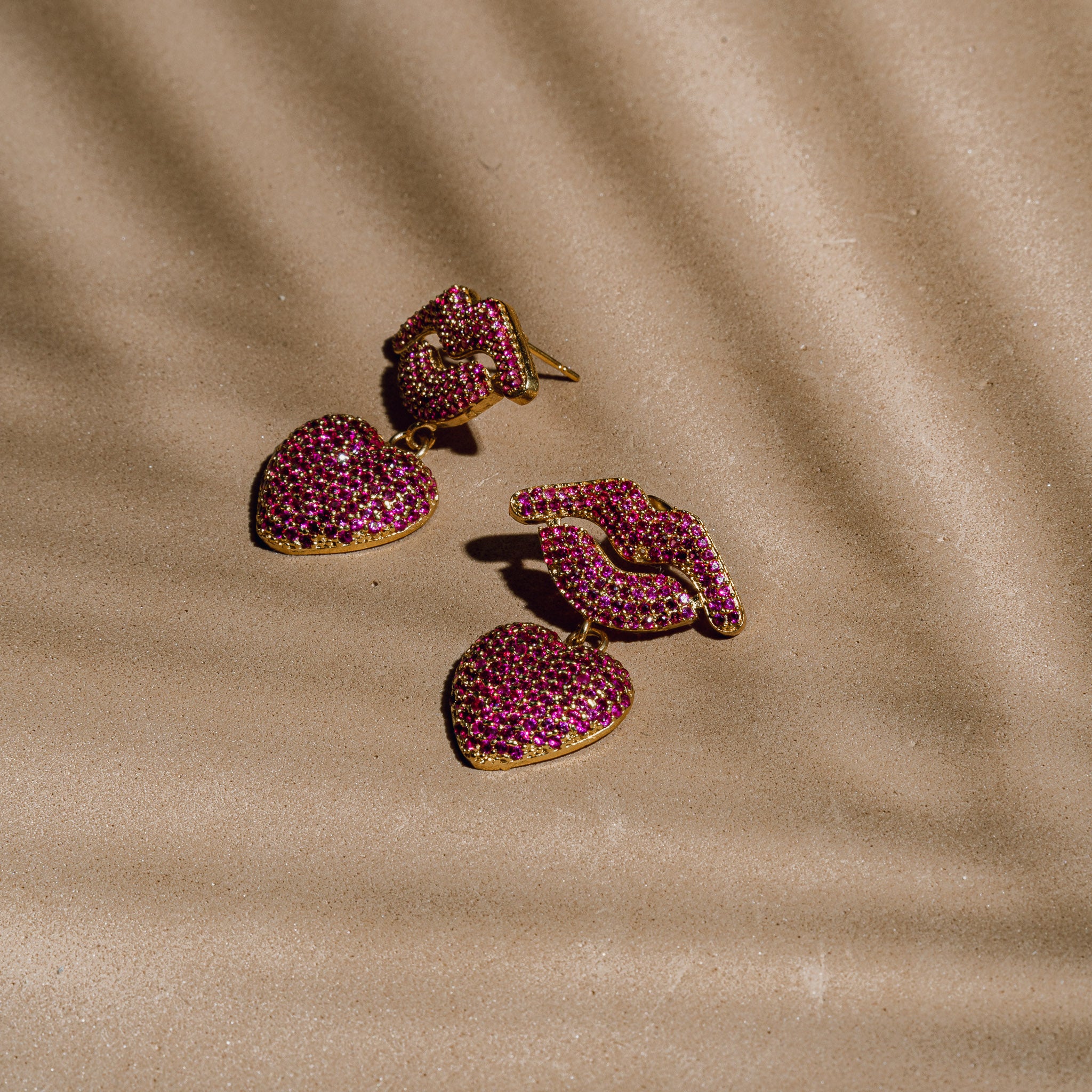 Kiss My Heart Earrings – Serabondy